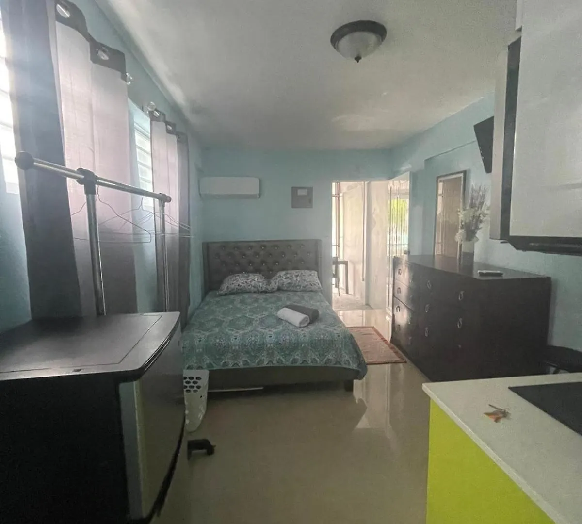 Studio With Private Entrance And Bath Near Beach, Unit 4 산후안