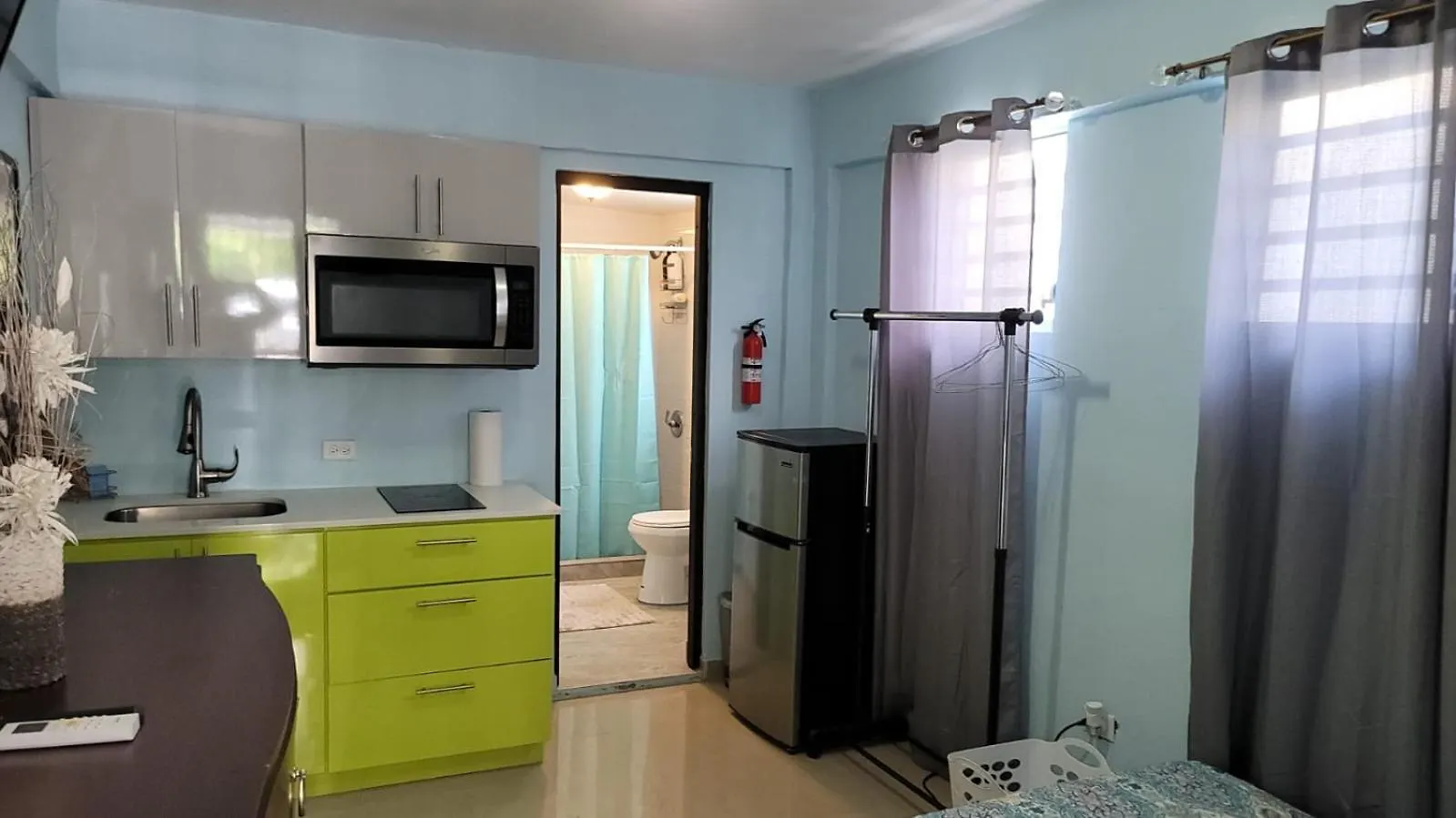 Studio With Private Entrance And Bath Near Beach, Unit 4 산후안