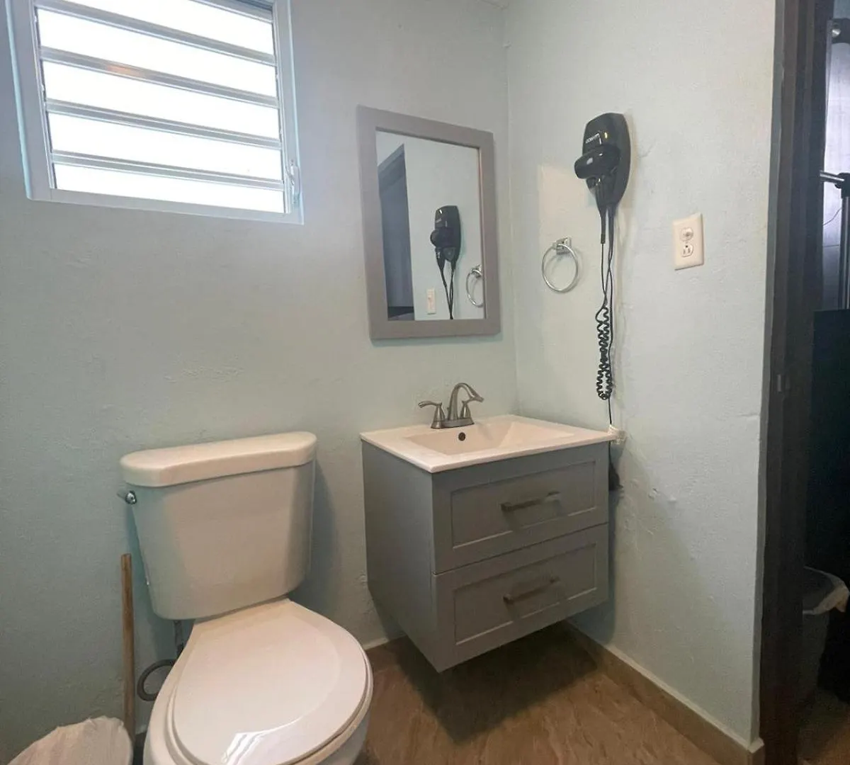 Studio With Private Entrance And Bath Near Beach, Unit 4 산후안 0*,